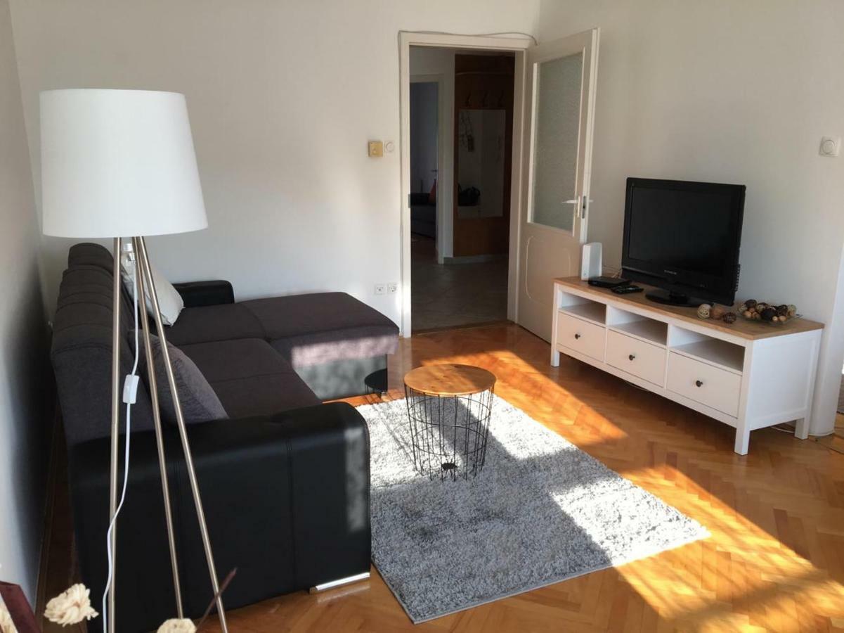 Gold Apartamento Sopron Exterior foto