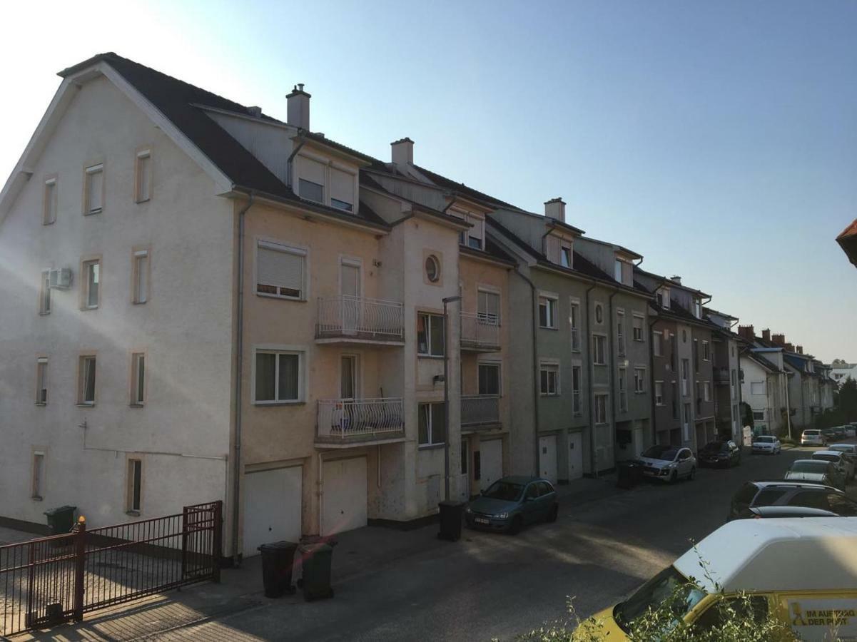 Gold Apartamento Sopron Exterior foto
